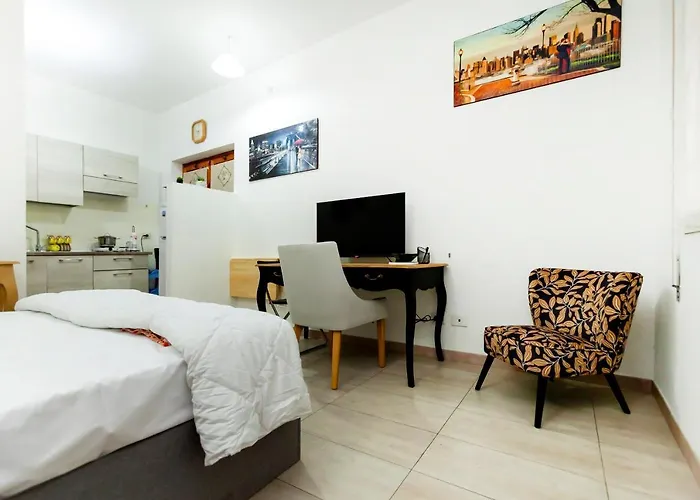 Lucrezia Cinecitta House Apartment